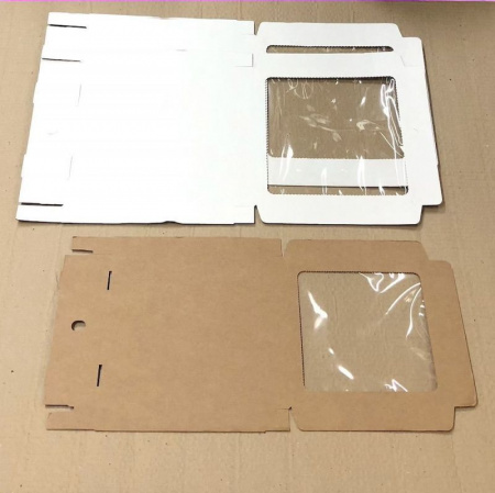 Коробка с окном 20•20•3 см Кафт Эконом (гфрк, сборная) упак. 5-25 шт Коробка с окном 20•20•3 см Кафт Эконом (гфрк, сборная) упак. 5-25 шт