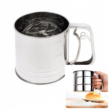 Кружка-сито метал. для муки 0.5 кг Кружка-сито метал. для муки 0.5 кг